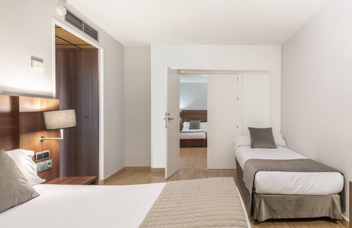 Albolote Hotel | Inviting Stay at BS Príncipe Felipe with Spa & Breakfast