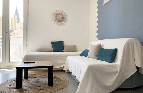 Quartier Chorier-Berriat Apartment | Discover The Ingenious Blue: Pet-Friendly & Family Ready!