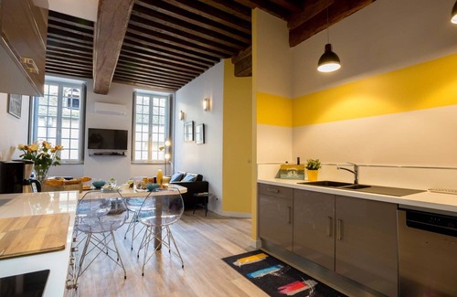 Beaune City Centre Apartment | Experience Beaune Allerey: Family-Friendly with Breakfast