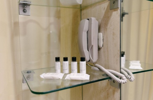 Sector 1 Hotel | Comfortable BTH Hotel Lima Golf with Spa and Family Amenities