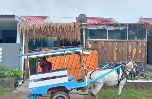 Pemenang House | Oceanfront BTN Mahkota Pemenang 13: Rated 8.9/10