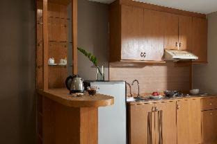 Rama 9 Apartment | Discover Comfort at BU Place Hotel with Pool & Breakfast