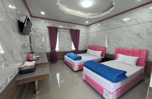 Ang Thong Hotel | Discover Comfort at Bualuang Angthong Hotel with Breakfast