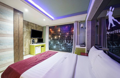 Byeonsan Hotel | Eco-Friendly Buan Gyeokpo Jazz Motel with Breakfast Included