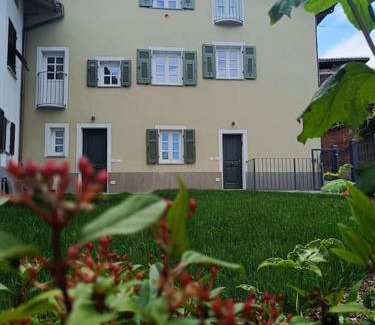Tassarolo House | Relax at Buca 20: A Family-Friendly Retreat Awaits