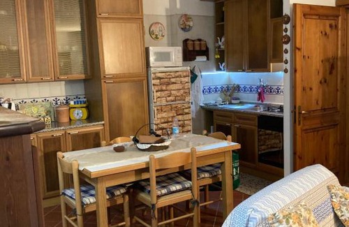 Perrero House | Welcoming Bucaneve: Family and Pet Friendly Escape