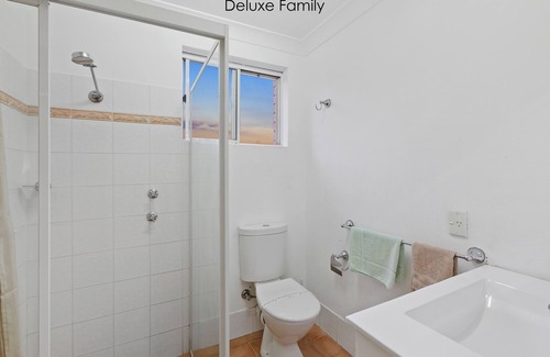 Long Jetty Hotel | Pet-Friendly Buccaneer Motel with Family Amenities Await