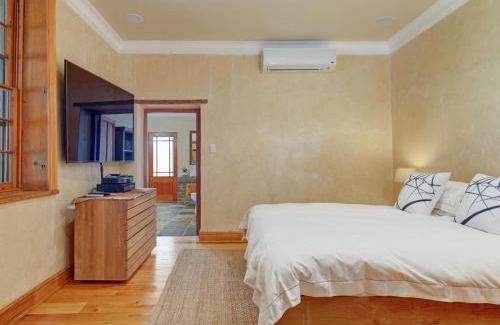 Graaff-Reinet House | Discover Buccara Wildlife Reserve: Oceanfront Retreat Awaits