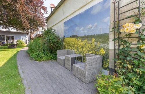 Garding Apartment | Discover Buchenheinrich Berthas gröön Stuuv for Your Getaway
