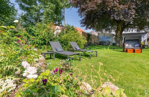 Garding Apartment | Discover Buchenheinrich Berthas gröön Stuuv for Your Getaway
