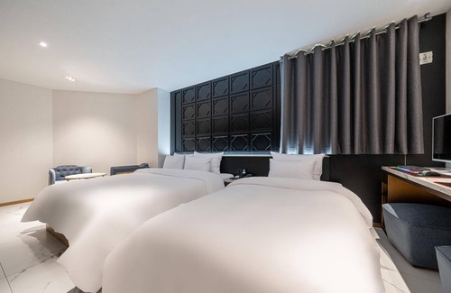 Sang-dong Hotel | Eco-Friendly Bucheon Fjord Hotel with Family Amenities
