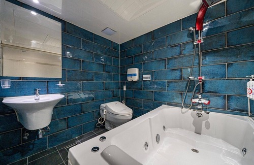 Bucheon Hotel | Eco-Friendly Retreat at Bucheon Soo - Rated 10/10!