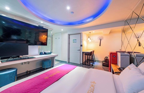 Bucheon Hotel | Eco-Friendly Retreat at Bucheon Soo - Rated 10/10!
