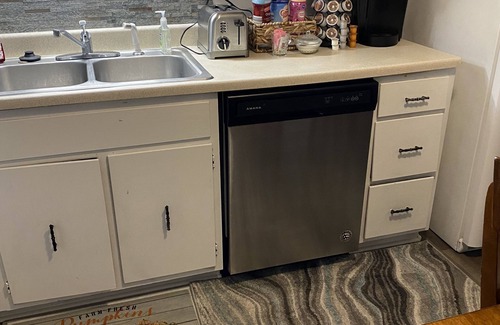 Kilbourne Condo | Inviting Buckeye Condo with Hot Tub & Pool Table