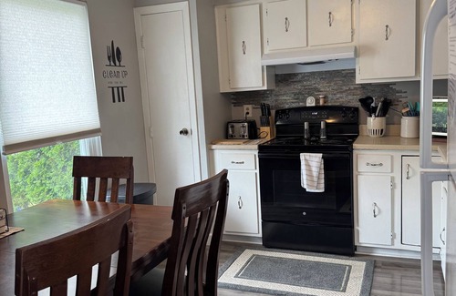 Kilbourne Condo | Inviting Buckeye Condo with Hot Tub & Pool Table