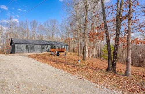 Logan House | Buckingham Woods I Hocking Hills