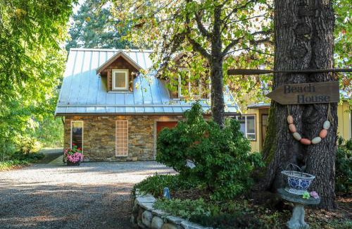 Buckley Bay House | Buckley Bay Beach House