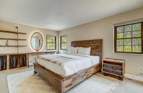 Monument House | Outdoor Retreat at Buckskin Hideaway with Family-Friendly Fun