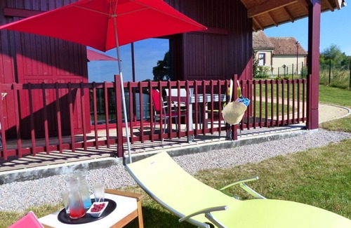 Meillard Cottage | Cozy Gite Meillard: Family-Friendly Retreat with Spa