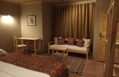 Hunza Resort | Idyllic River Resort with Pet-Friendly Amenities