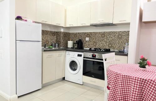 Stefanestii de Jos Apartment | Exceptional Bucuresti North Cosmopolis Apartment with Pool