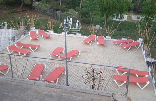 Manzanera Other | Discover Buda de Gudar: Family-Friendly with Breakfast