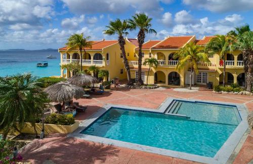 Hato Apartment | Discover Buddy Dive Resort: Oceanfront Bliss Awaits