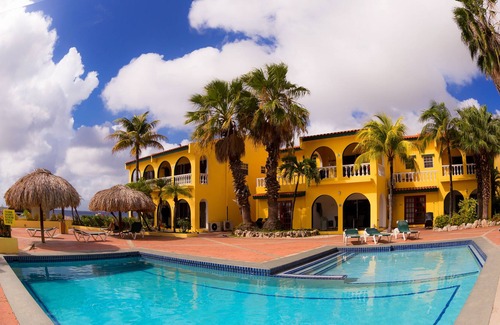 Hato Resort | Buddy Dive Resort