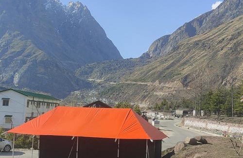 Badrinath Other | Inviting Buddy Hikers Stay Badrinath: Pet-Friendly Escape