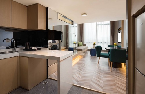 Guangzhou Hotel | Comfortable Buddy Hotel: 4-Star Stay with Great Amenities