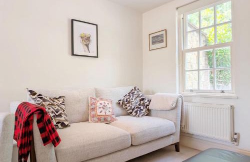 Easebourne House | Budgenor Lodge - Midhurst