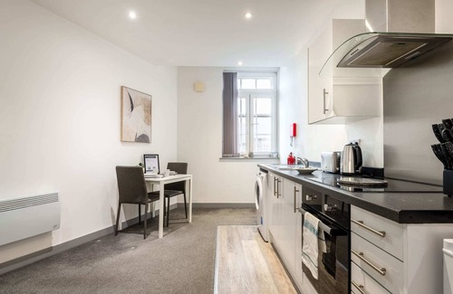 Doncaster Apartment | Budget 1 Bed Flat in Central Doncaster