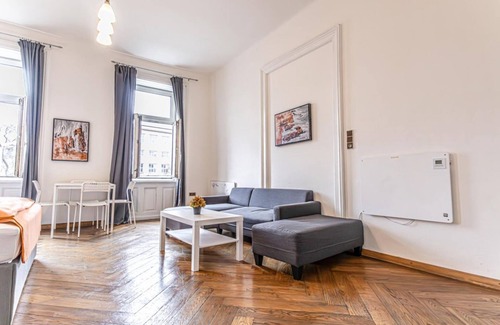 Wahring Apartment | Budget-Friendly 1BR Apartment Near AKH Hospital & Volksoper
