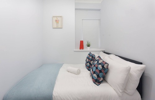 King's Cross Apartment | Economical Entire Flat Near Eurostar at Kings Cross