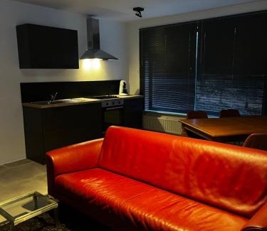 Geel Apartment | Budget Flex: Highly Rated Stay with Pet-Friendly Amenities