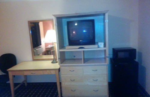 Gainesville Hotel | Budget-Friendly Stay at Budget Host Motel Gainesville