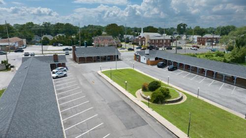 Mount Ephraim Hotel | Budget Inn and Suites Mount Ephraim: Perfect for Every Traveler