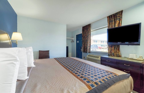 Frederick Hotel | Budget-Friendly Stay at Budget Inn By OYO Frederick