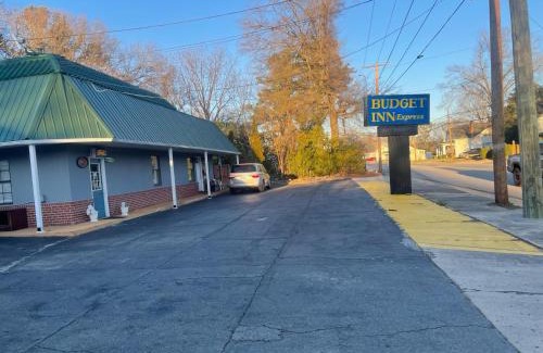South Hill Hotel | Budget-Friendly Stay at Budget Inn Express with Breakfast