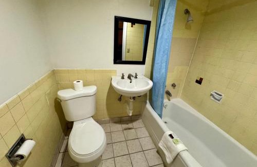 Ontario Hotel | Budget-Friendly Stay at Budget Inn Ontario with Breakfast