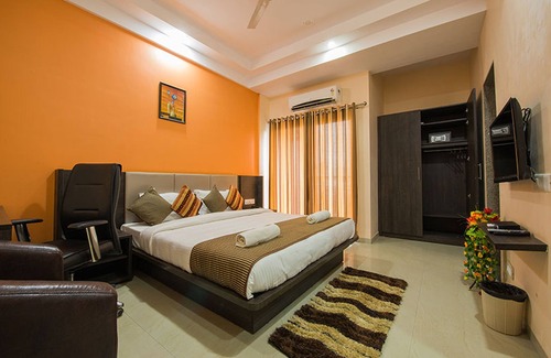 Dahej Hotel | Budget-Friendly Stay at Tiger Plaza with Family Amenities