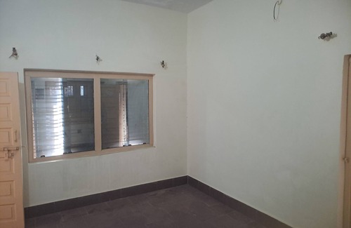 Allahabad Apartment | Budget stay 200 m PRYJ junction