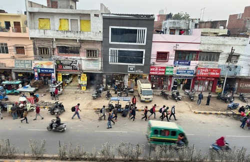 Allahabad Apartment | Budget stay 200 m PRYJ junction