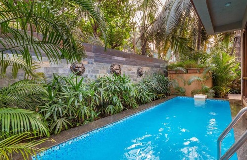 Gauravaddo Villa | Modern Villa Retreat with Pool - Perfect for Families