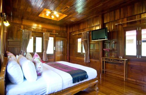 Huai Yai Resort | Discover Bueng Bua Thong Resort with Oceanfront Pool