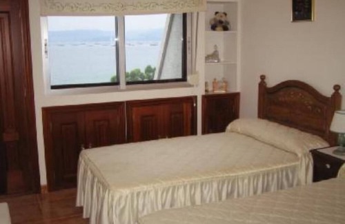 Bueu Apartment | Pet-Friendly Apartment with Ocean View by Agrelo Beach