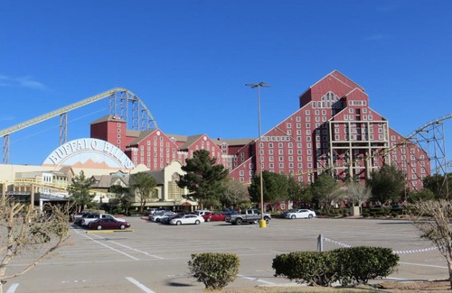 Primm Hotel | Discover Buffalo Bills Resort & Casino: Pet-Friendly Retreat