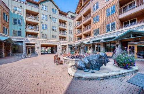 River Run Apartment | Buffalo Lodge: Family Retreat with Pool & Hot Tub