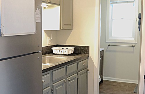 Buffalo Apartment | Premier Buffalo Apartment with Spa & Hot Tub Amenities