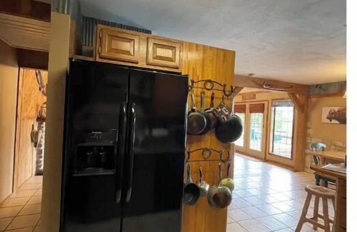 Compton Cabin | Buffalo River Cabin: Private Pool, Hot Tub & Game Room